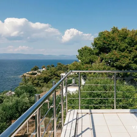 Nora * Палиури